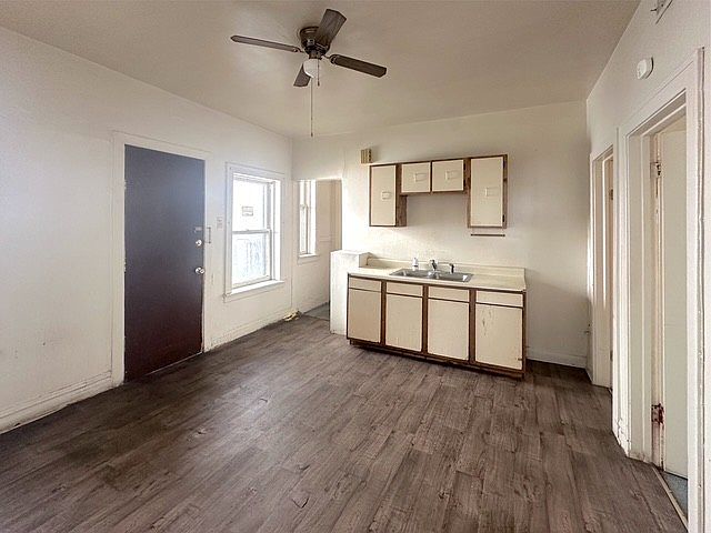 pyon☺︎ 11739 20th Avenue NE, Seattle, WA 98125 | Zillow