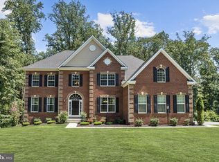 3 Laurnic Dr, Reisterstown, MD 21136