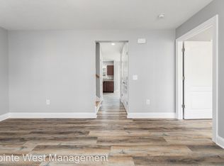 455 Pin Oak Dr, Christiansburg, VA 24073
