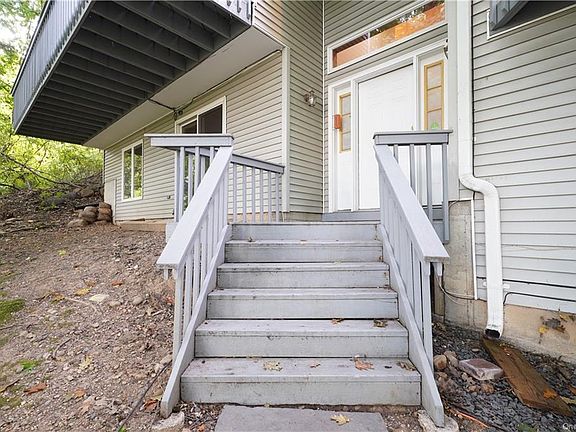 3rd image of 15 Shadyside Ave