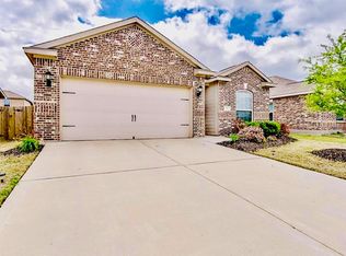 111 Rebel Rd, Venus, TX 76084