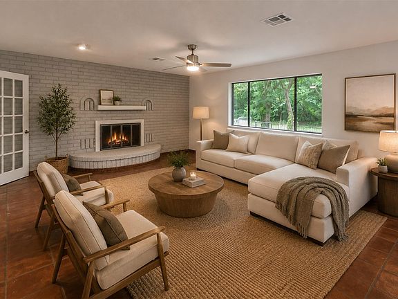 5th image of 26161 E Holly Ln