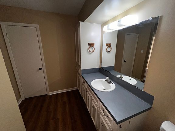 2nd image of 6537-6543 Long Meadow Dr #6541