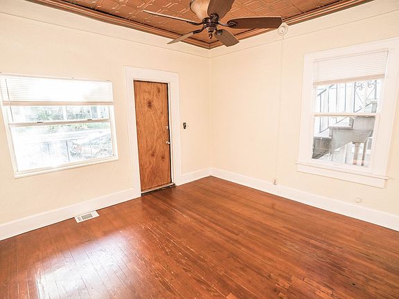 4th image of 537 2nd St N APT A
