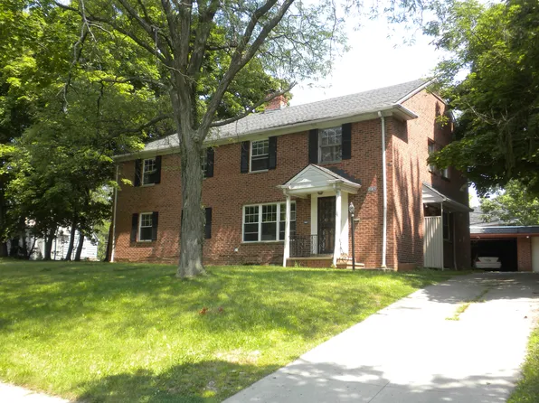 18309 Newell Rd #Up, Shaker Heights, OH 44122