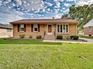 1421 Victoria Ave, Berkeley, IL 60163