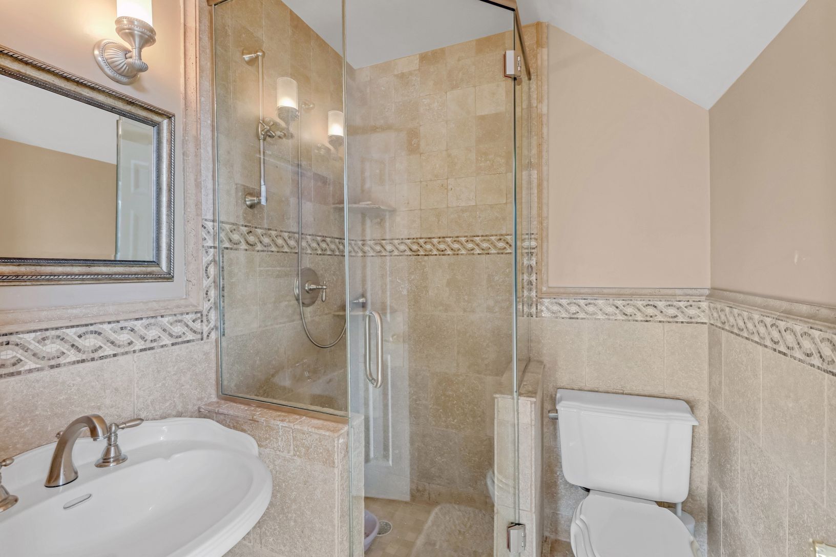  Attached Full Bath