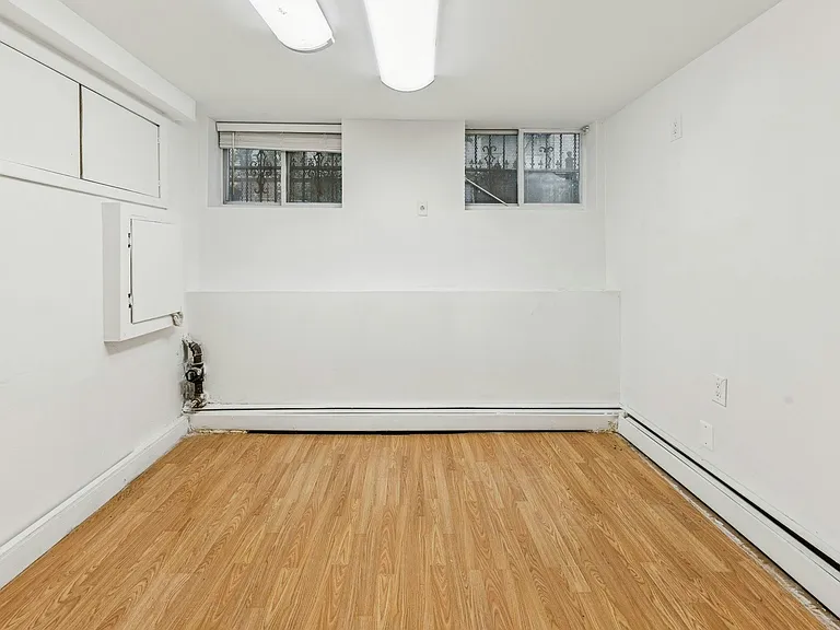 1549 Selwyn Ave #THE — Photo 8