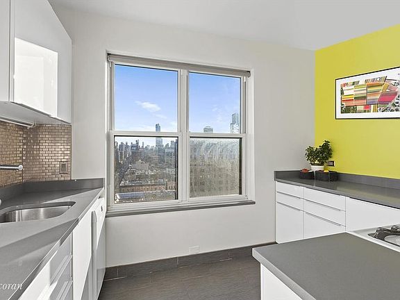 2nd image of 968 Amsterdam Ave #16F