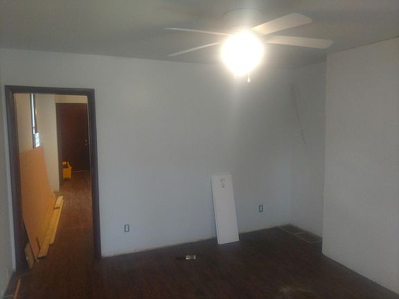 2nd image of 489 E Morrill Ave