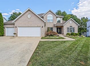 69 E Southcrest Cir, Edwardsville, IL 62025