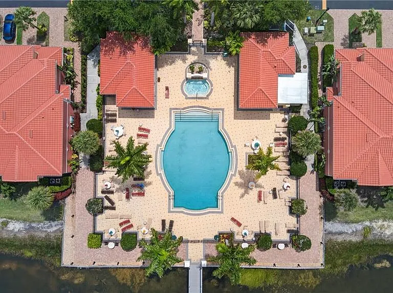 20257 Royal Villagio Ct #106 — Photo 37