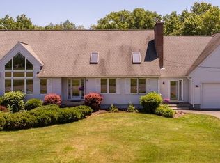 7 Park Hill Rd, Easthampton, MA 01027