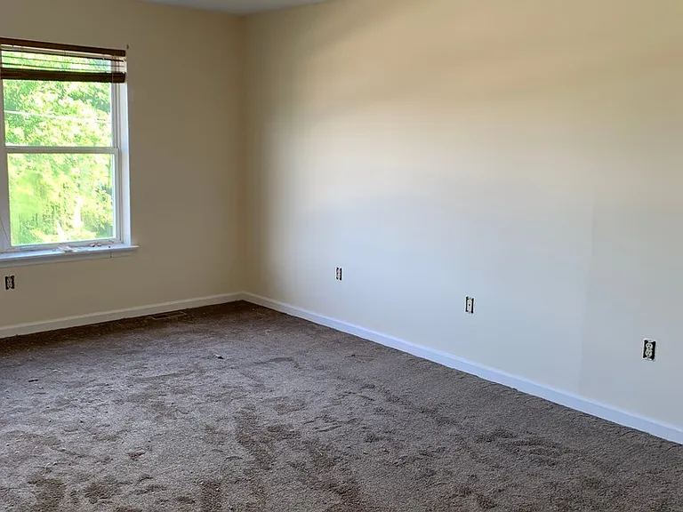197 Community Cir — Photo 11