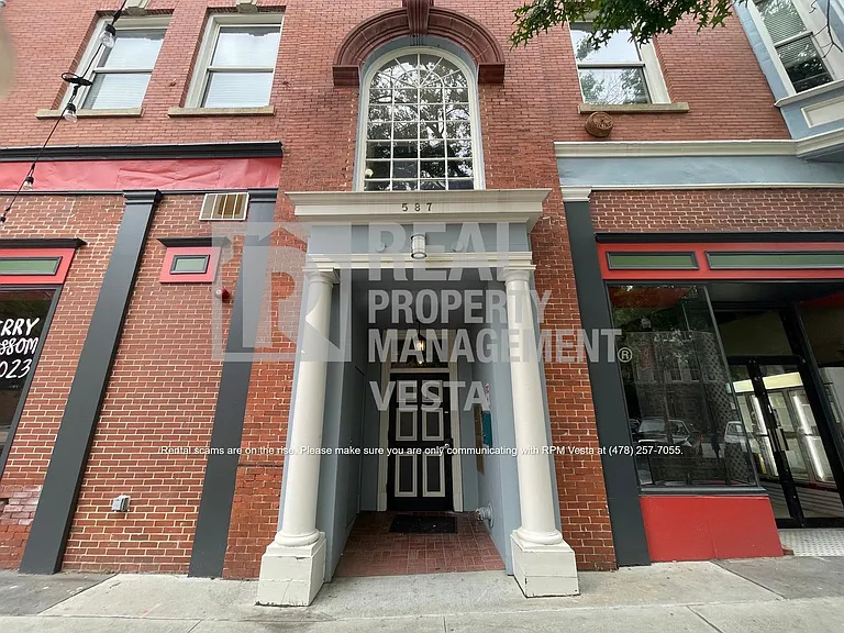 587 Cherry St #4 — Photo 11