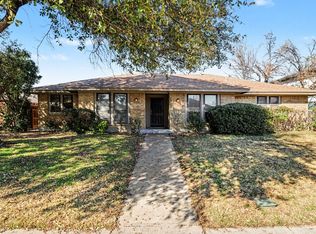 2213 Trinity Springs Dr, Carrollton, TX 75007