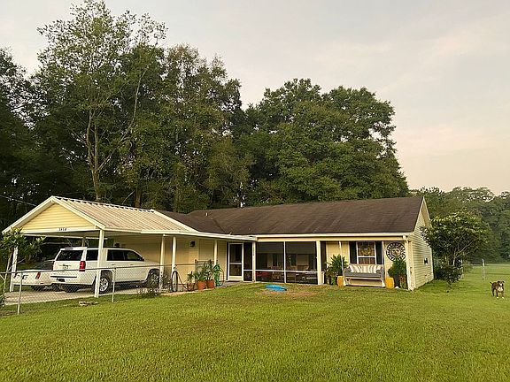 3rd image of 5854 NW 50th Ave