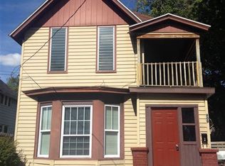809 11th St NW, Grand Rapids, MI 49504