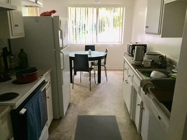 3 bed, 1095 sqft, $1,200 — Photo 3