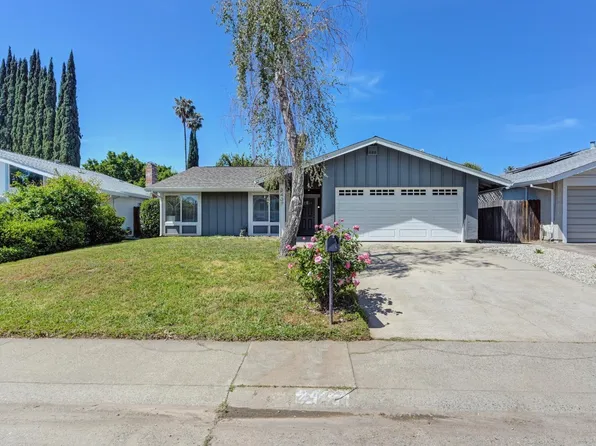 2437 Rio Bravo Cir, Sacramento, CA 95826