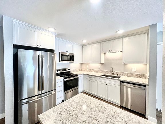 2nd image of 33 Hayward Ave APT 204