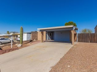6971 N Asterion Ln, Tucson, AZ 85741
