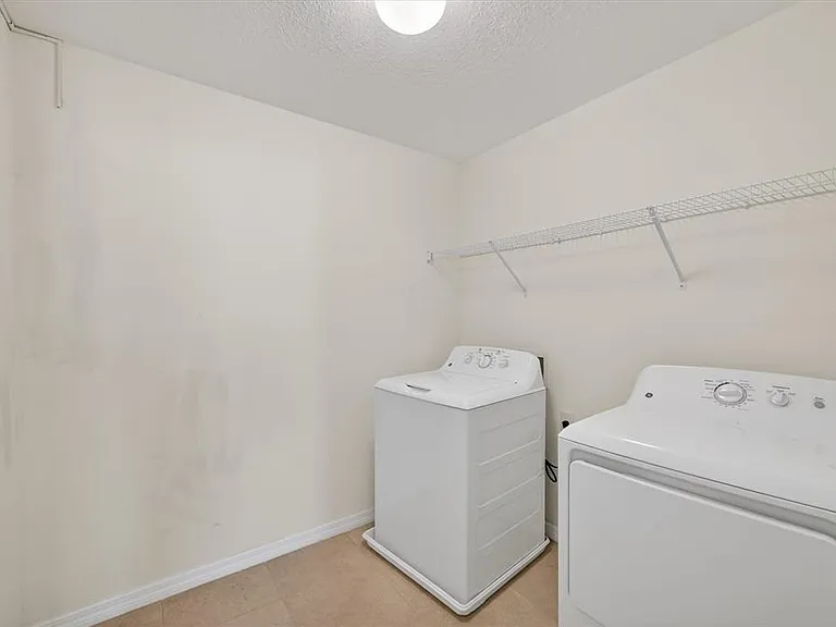 4842 San Palermo Dr — Photo 16