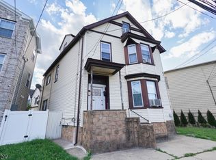 910 3rd Ave, Elizabeth, NJ 07201