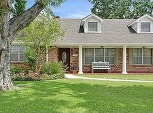 1105 Transcontinental Dr, Metairie, LA 70001
