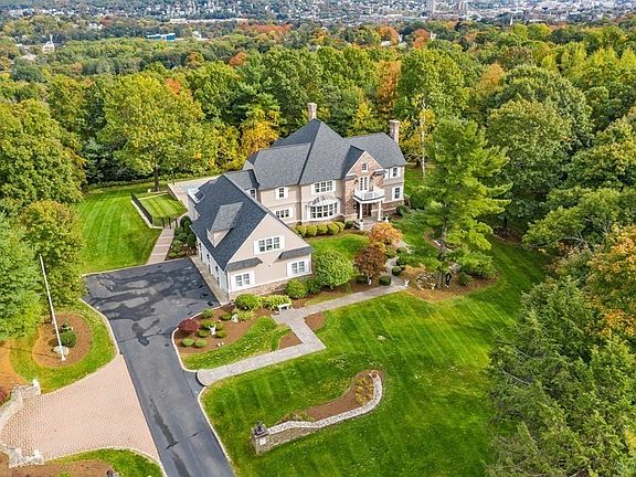 2nd image of 47 Westwood Dr