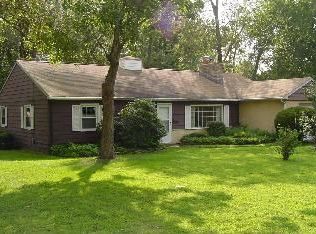 347 W Monument Ave, Hatboro, PA 19040