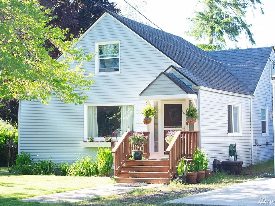 1st image of 304 E Schley St