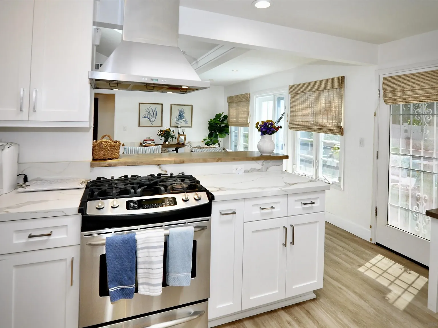 2 bed, 2.0 bath, 1650 sqft, $8,500 — Photo 4