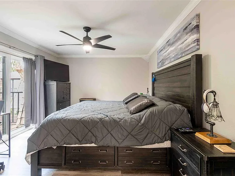 15307 W Pond Woods Dr #301 — Photo 18
