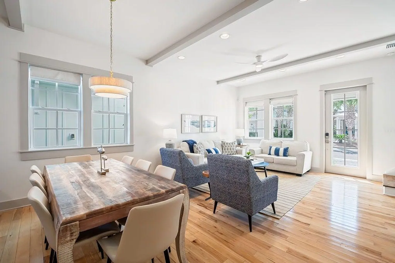 5 bed, 3.0 bath, 2195 sqft, $6,686 — Photo 4
