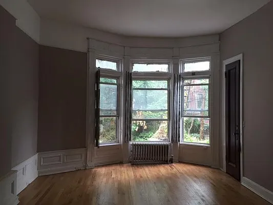 Rented by R New York | media 23