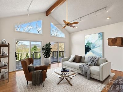 3 Tree Top Pl, Black Mountain, NC, 28711