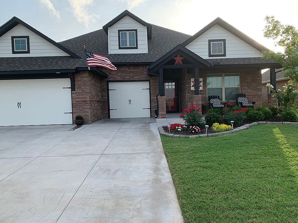 1st image of 709 Chisholm Trails Dr