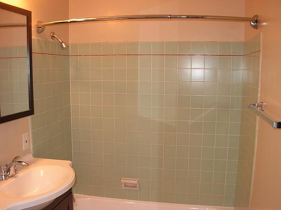 4th image of 1310 N Spurgeon St APT D