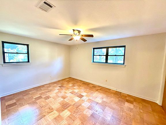 5th image of 424 Highland Park Dr
