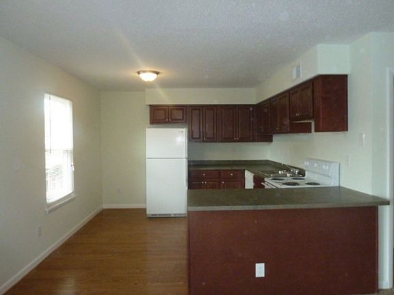 3rd image of 9607 20th Bay St APT 1-8