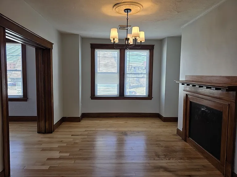 2 Hillside St #3 — Photo 23