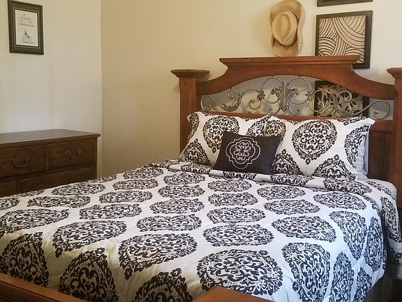 2nd image of 1341 Esplanade Ave #304