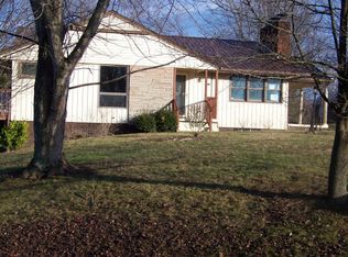 223 Golfview Dr, Marion, VA 24354