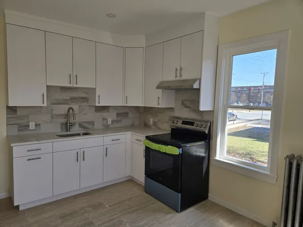 29 Cottage St Floor 2, Poughkeepsie, NY 12601