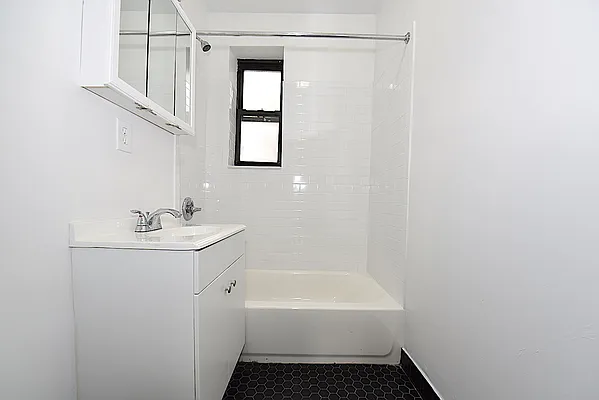 Rented by Keller Williams NYC | media 17