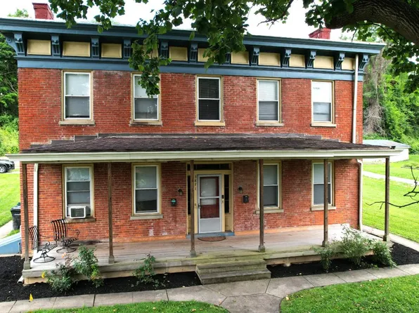 3871 Vine St, Cincinnati, OH 45217