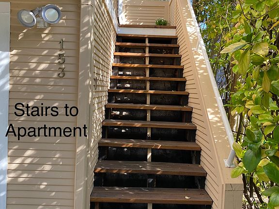 Stairs leading to apartment