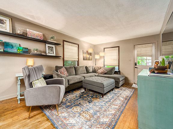 4th image of 334 Rosslyn Ave