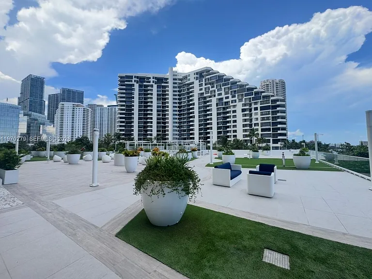 770 Claughton Island Dr #1013 — Photo 6